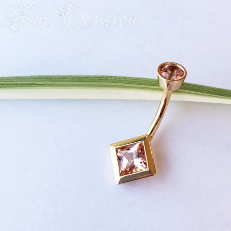 BVLA Princess Navel Curve Peach Topaz 14k Yellow Gold Skin